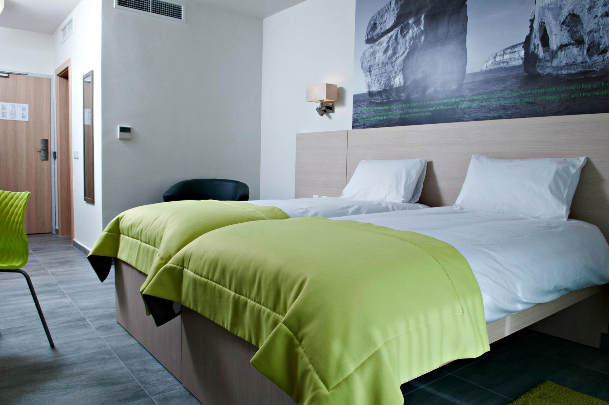 Hotel Santana 4*