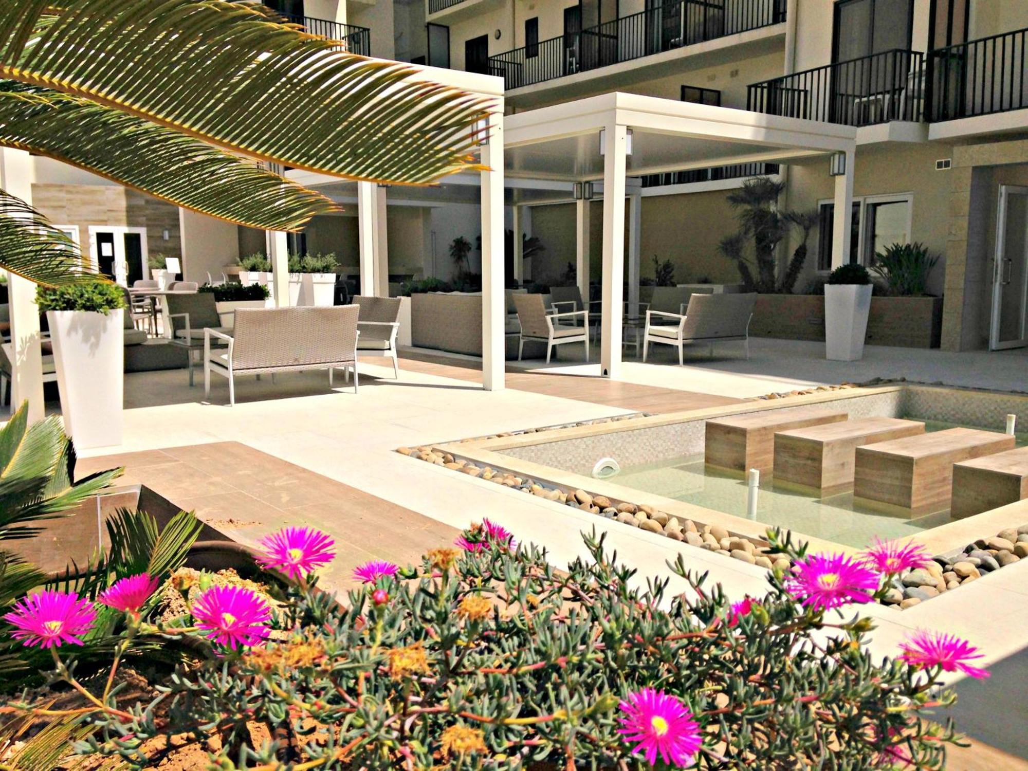 Hotel Santana 4*